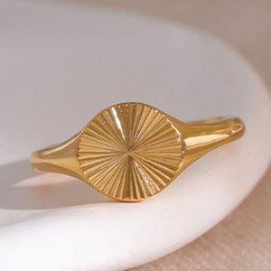 ^NEW 18K Gold Plated Round Textured Signet Coin Ring